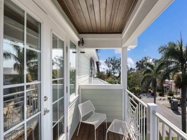 Six Bedroom Luxury Vacation Rental Anna Maria with Pool